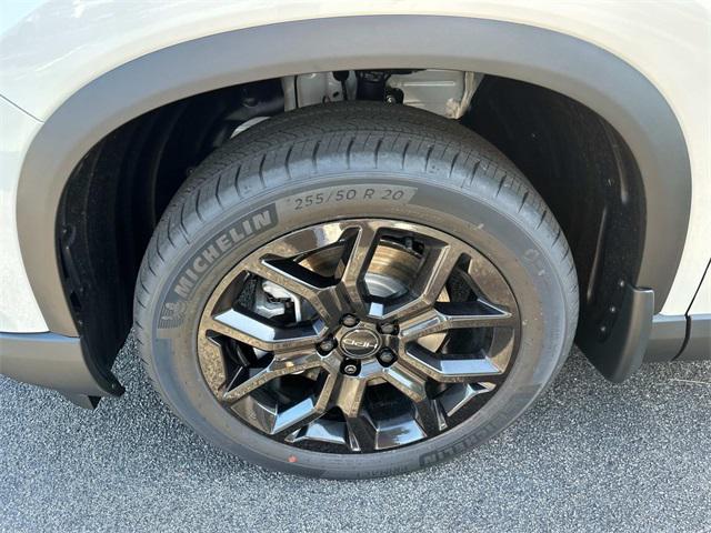 new 2025 Honda Pilot car, priced at $47,567