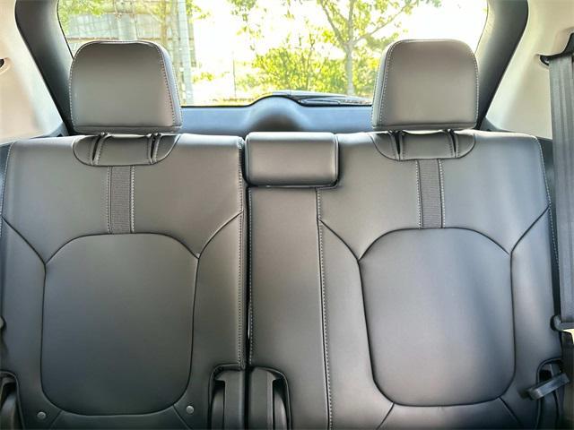 new 2025 Honda Pilot car, priced at $47,567