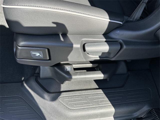 new 2026 Honda Odyssey car, priced at $45,718