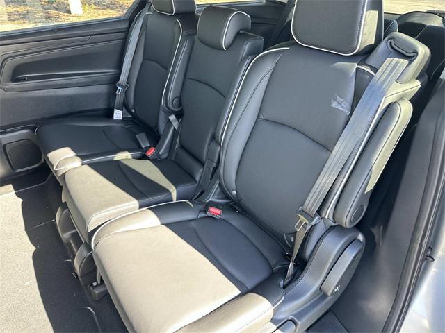 new 2026 Honda Odyssey car, priced at $45,718