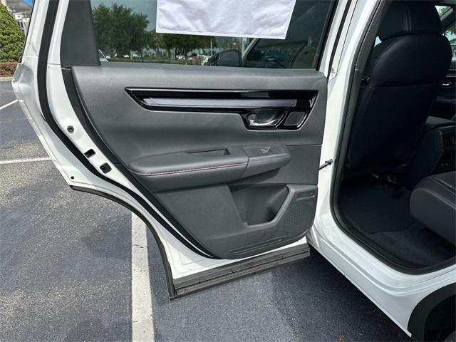 new 2025 Honda CR-V Hybrid car, priced at $40,315