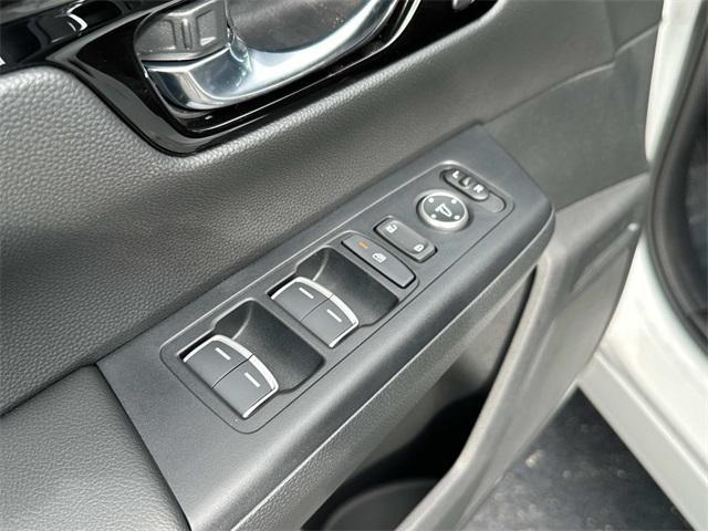 new 2025 Honda CR-V Hybrid car, priced at $40,315