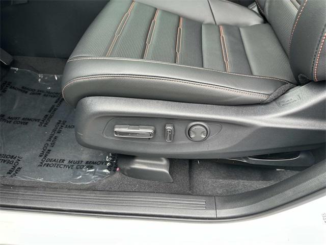 new 2025 Honda CR-V Hybrid car, priced at $42,950