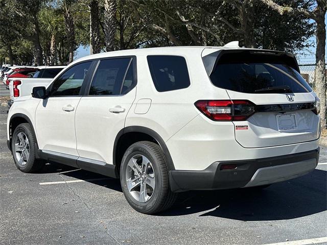 new 2025 Honda Pilot car, priced at $41,590