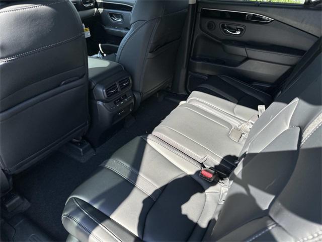 new 2025 Honda Pilot car, priced at $41,590