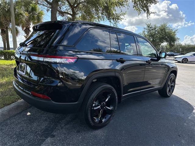 used 2022 Jeep Grand Cherokee car, priced at $28,300