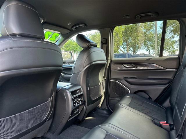 used 2022 Jeep Grand Cherokee car, priced at $28,300