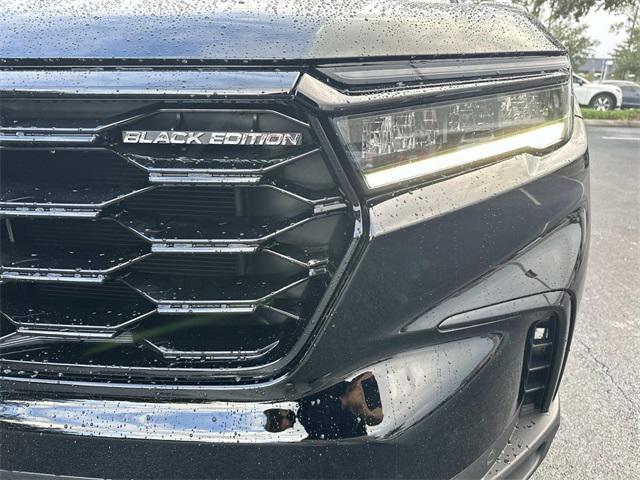 new 2025 Honda Pilot car, priced at $52,025