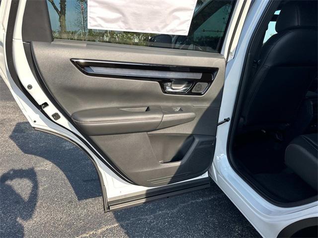 new 2025 Honda CR-V Hybrid car, priced at $40,315