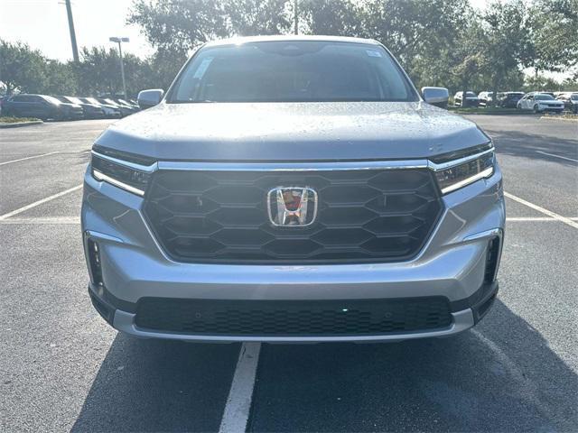 new 2025 Honda Pilot car, priced at $42,659