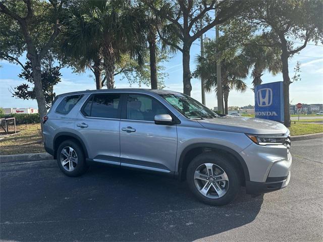 new 2025 Honda Pilot car, priced at $42,659