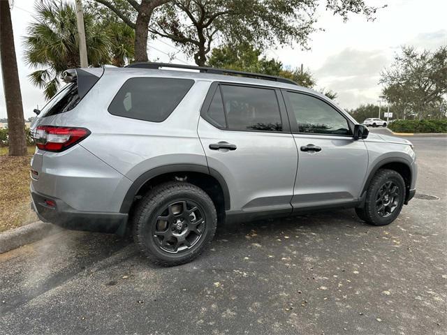 new 2025 Honda Pilot car, priced at $48,533