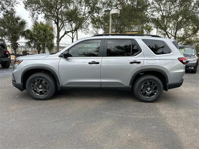 new 2025 Honda Pilot car, priced at $48,533