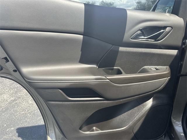 used 2023 GMC Acadia car, priced at $26,500