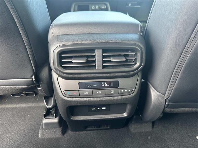 new 2025 Honda Pilot car, priced at $46,104