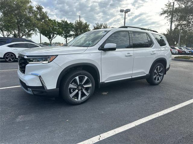 new 2025 Honda Pilot car, priced at $46,104