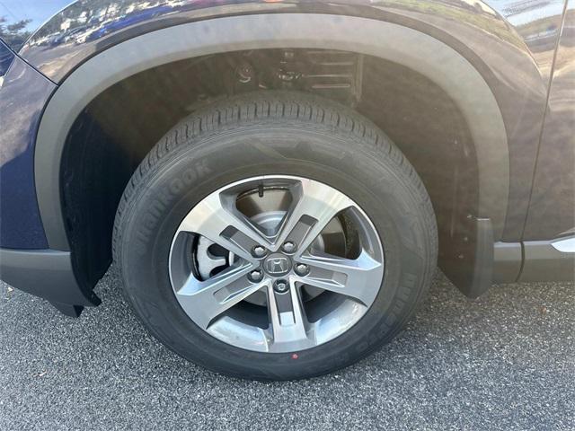 new 2025 Honda Pilot car, priced at $43,166