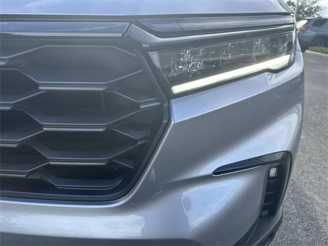 new 2025 Honda Pilot car, priced at $40,702