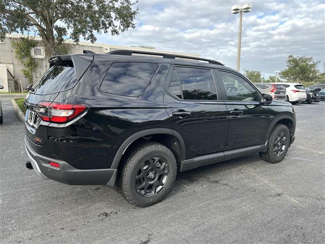 new 2025 Honda Pilot car, priced at $48,593