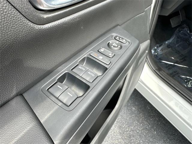 new 2025 Honda CR-V Hybrid car, priced at $36,601