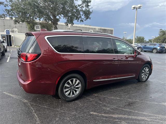 used 2020 Chrysler Pacifica car, priced at $19,900
