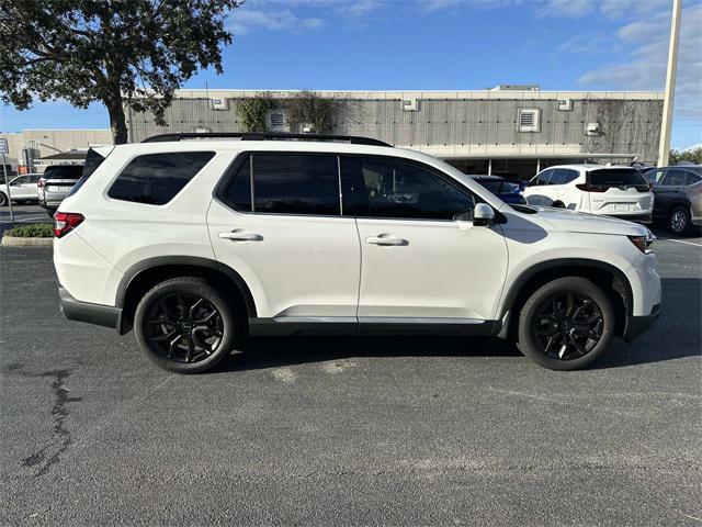 new 2025 Honda Pilot car, priced at $47,612