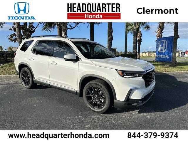 new 2025 Honda Pilot car, priced at $47,612
