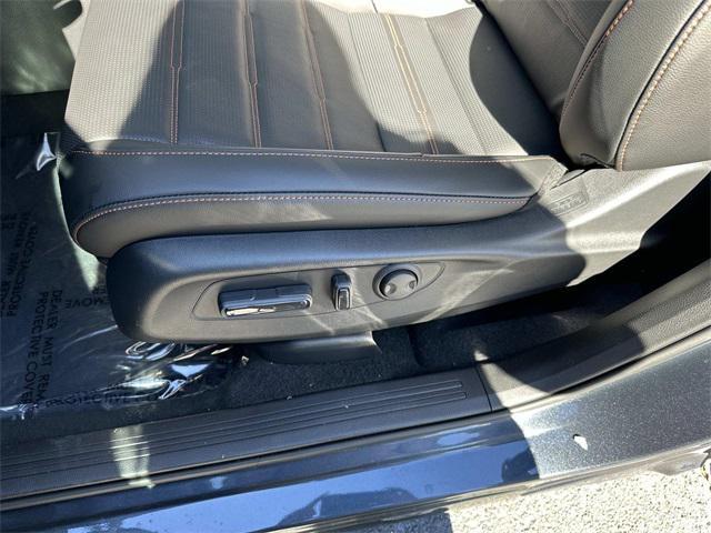 new 2026 Honda CR-V Hybrid car, priced at $39,931