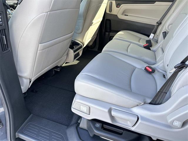 new 2026 Honda Odyssey car, priced at $41,998