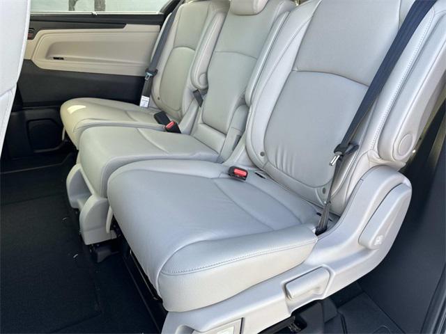 new 2026 Honda Odyssey car, priced at $41,998