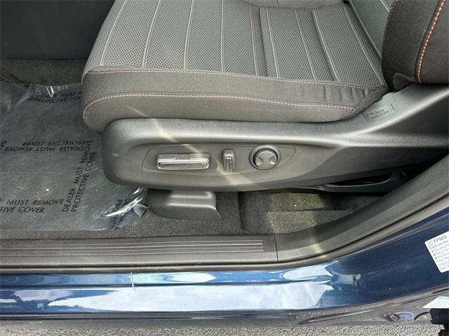 new 2026 Honda CR-V Hybrid car, priced at $40,195