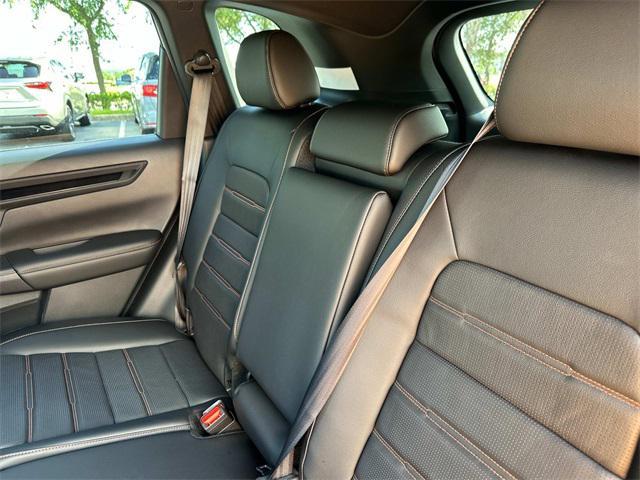 new 2026 Honda CR-V Hybrid car, priced at $40,575