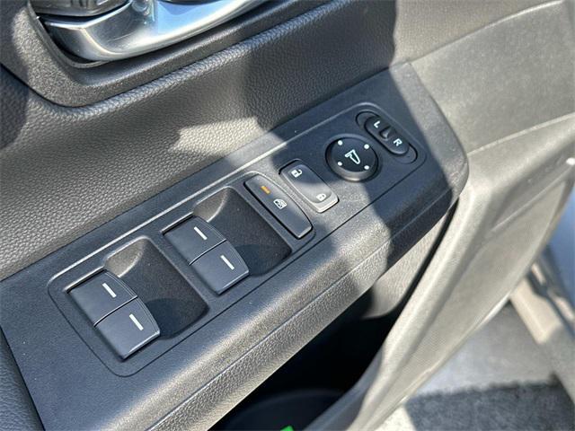new 2026 Honda CR-V Hybrid car, priced at $40,575