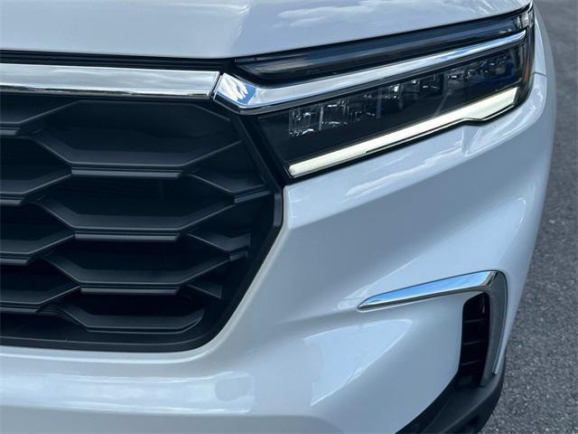 new 2025 Honda Pilot car, priced at $45,575
