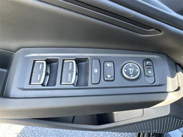 new 2025 Honda Accord Hybrid car, priced at $34,633