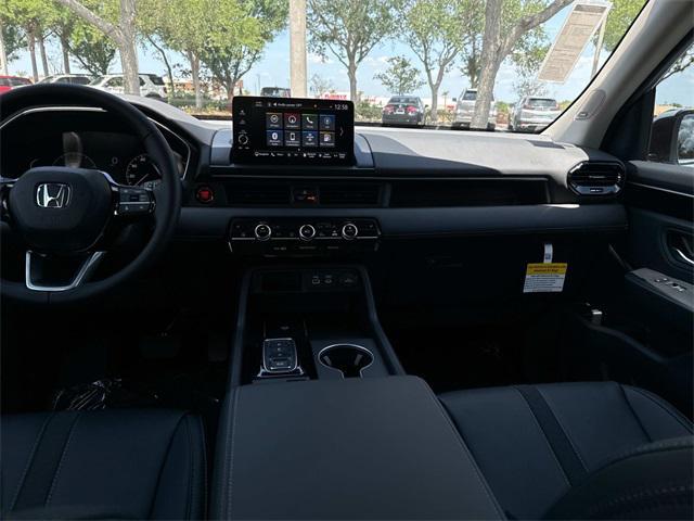 new 2025 Honda Pilot car, priced at $46,104