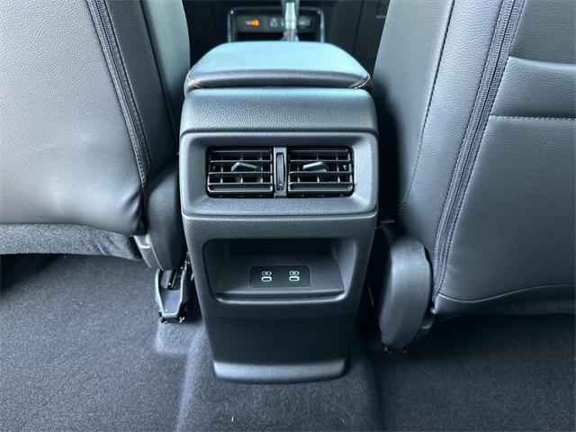 new 2025 Honda CR-V Hybrid car, priced at $39,884
