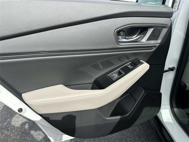 new 2025 Honda Accord Hybrid car, priced at $38,434