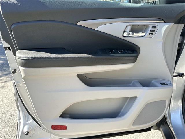 used 2021 Honda Pilot car, priced at $19,300