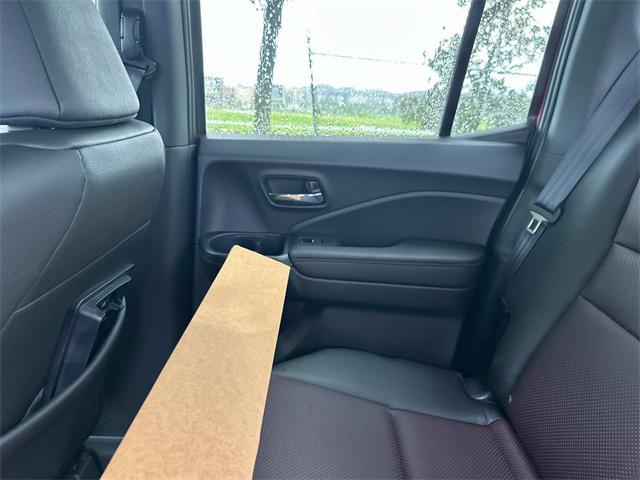 new 2025 Honda Ridgeline car, priced at $45,972