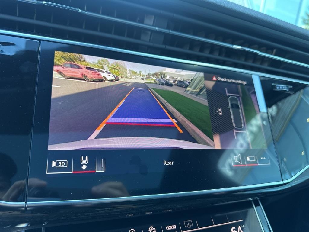 new 2025 Audi Q7 car, priced at $76,335