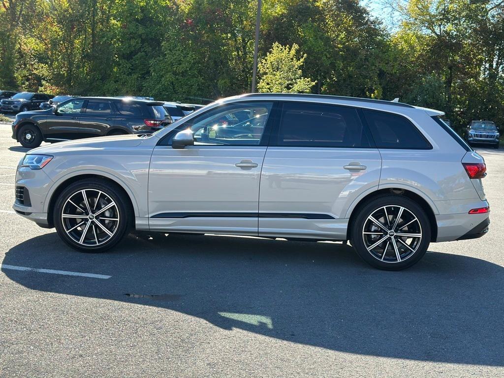 used 2022 Audi Q7 car, priced at $45,499