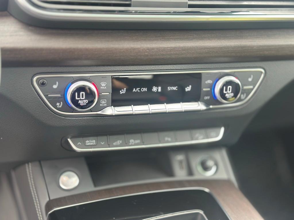 used 2024 Audi Q5 e car, priced at $43,989