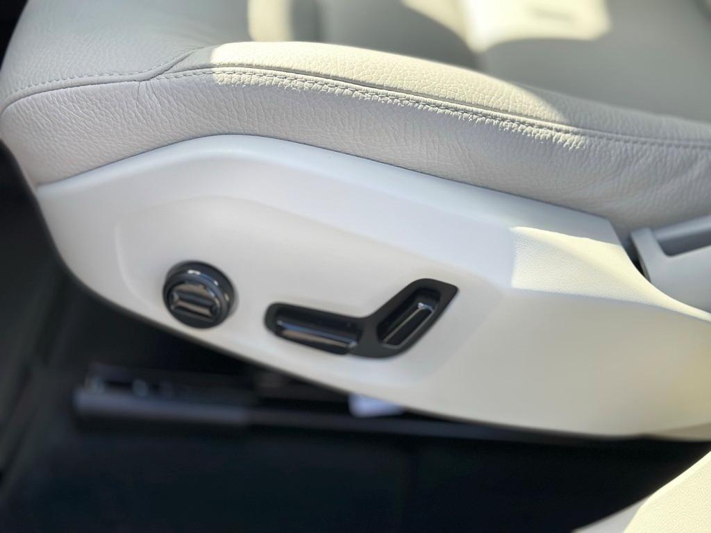 used 2025 Volvo XC60 Plug-In Hybrid car, priced at $57,999
