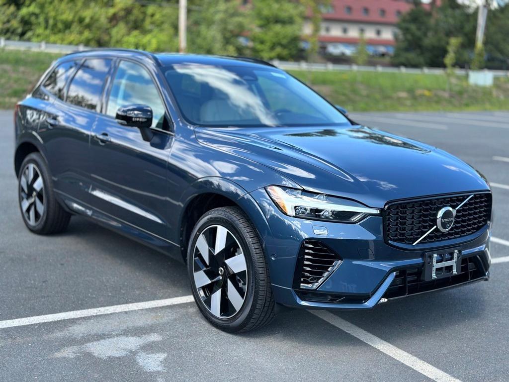 used 2025 Volvo XC60 Plug-In Hybrid car, priced at $57,999
