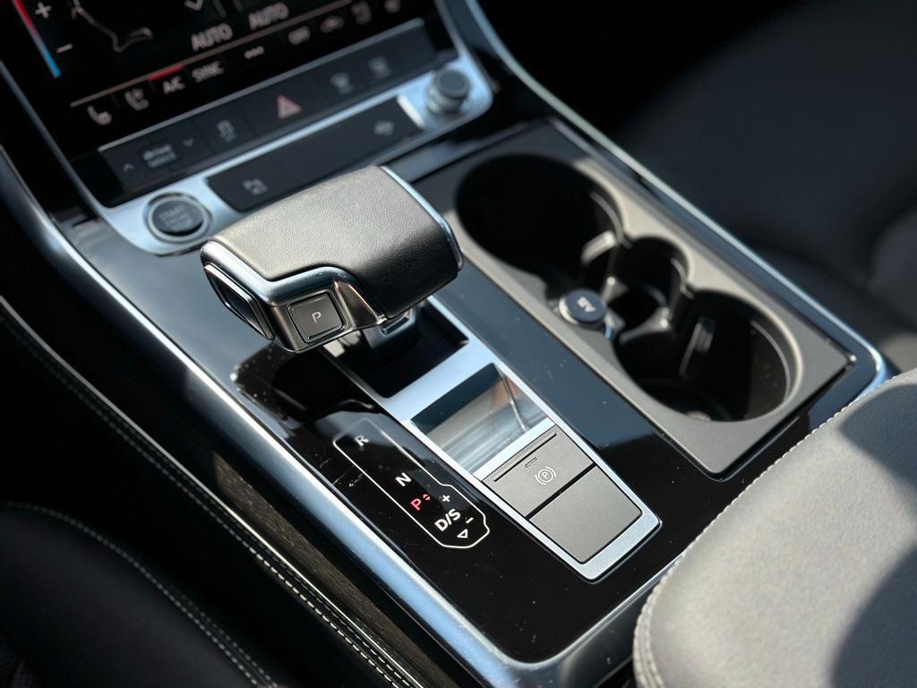 used 2025 Audi Q7 car, priced at $54,707