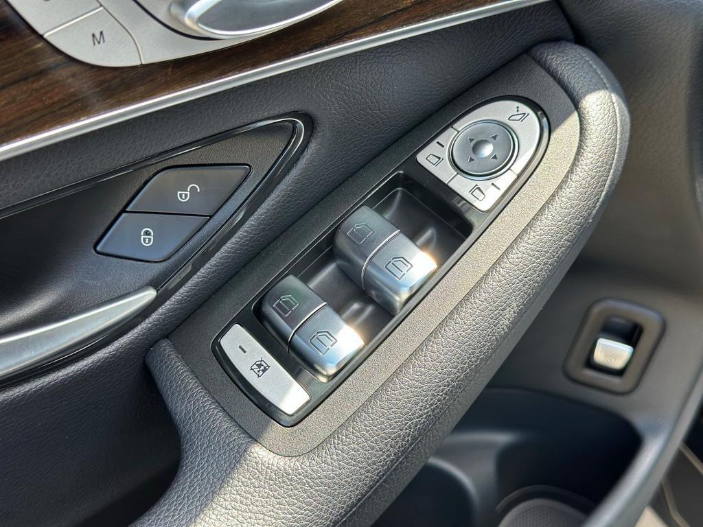 used 2021 Mercedes-Benz GLC 300 car, priced at $28,999