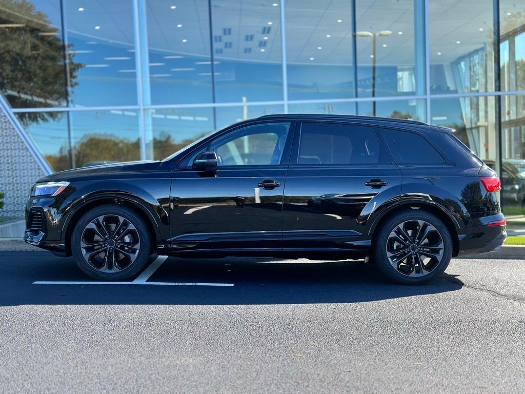 new 2026 Audi Q7 car, priced at $78,445