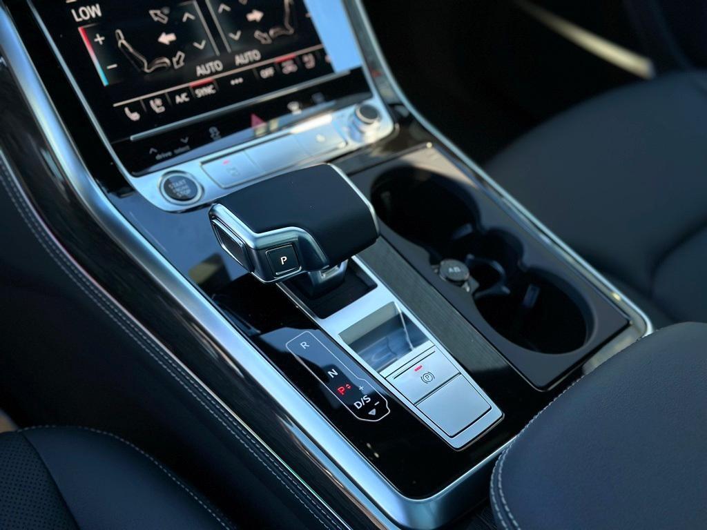 new 2026 Audi Q7 car, priced at $78,445