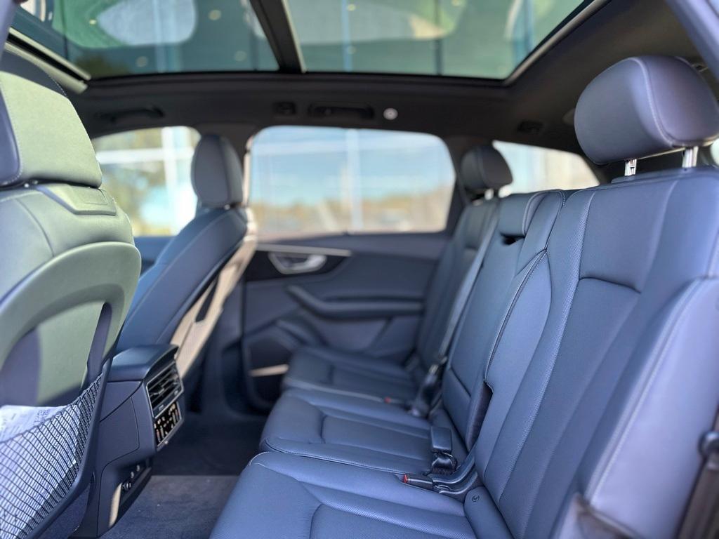 new 2026 Audi Q7 car, priced at $78,445